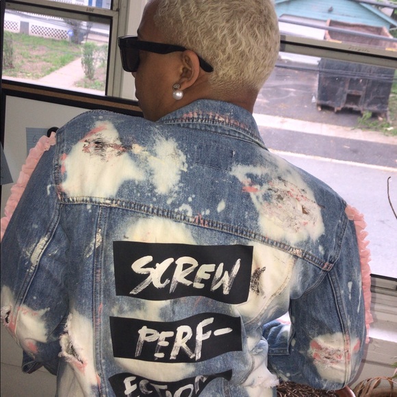 Jean jacket - Picture 5 of 5